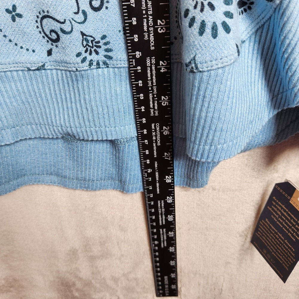 Democracy Sweater Womens Plus 2X Blue Bandana Paisley Ombre Boho Classic NEW - Picture 9 of 9